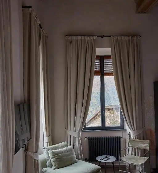 バルコニー付きスーペリアルーム, Relais Castello Di Morcote