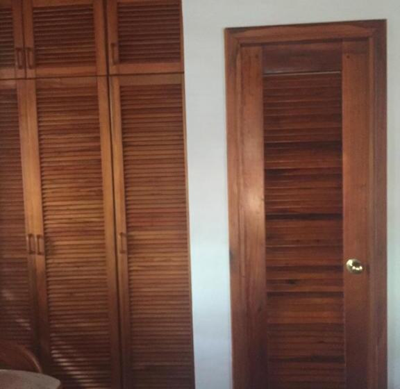 اتاق لوکس, Canoaoasis