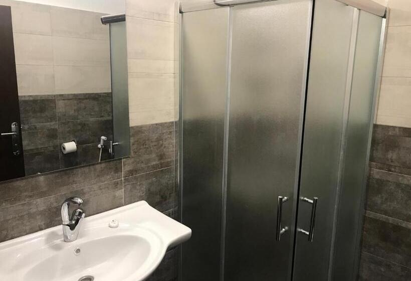 اتاق استاندارد, Eli Guest House