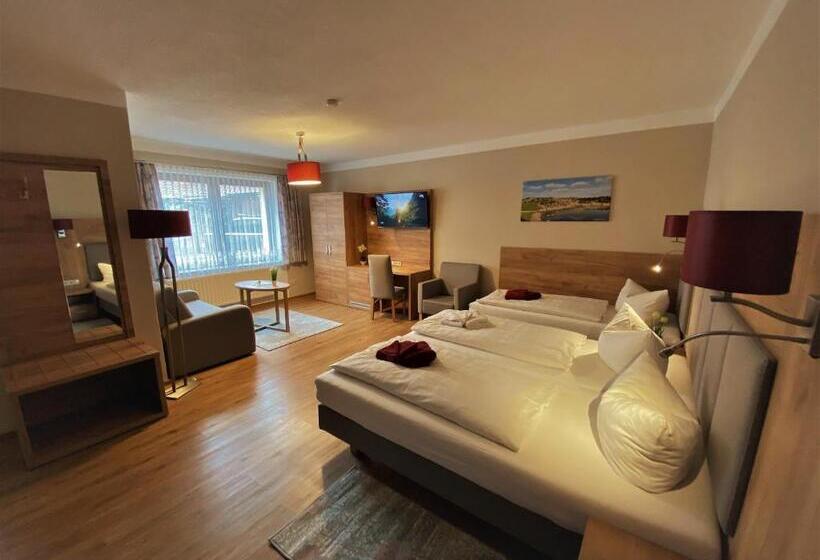 스탠다드 트리플 룸, Pension Body Sun