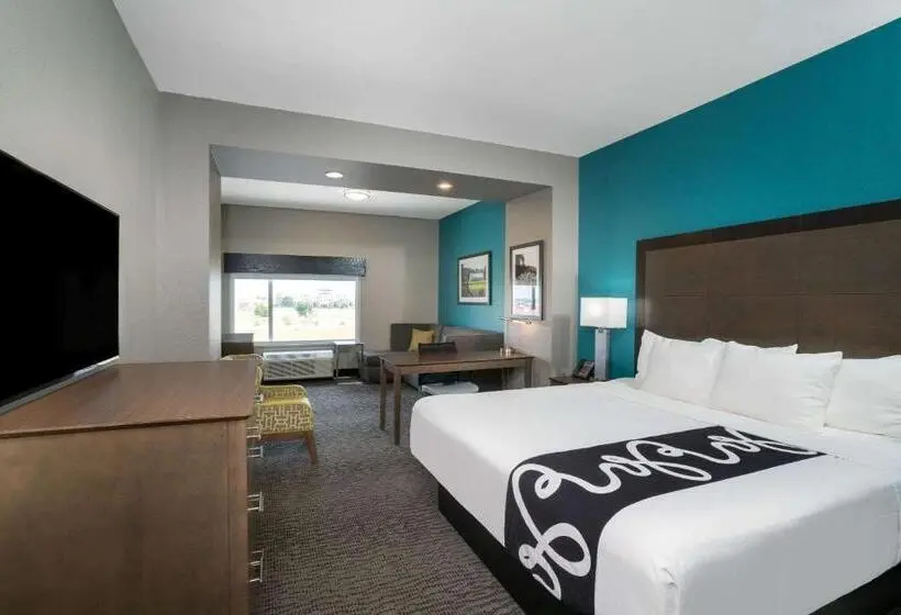 キングサイズベッドのデラックスルーム, La Quinta By Wyndham West Memphis