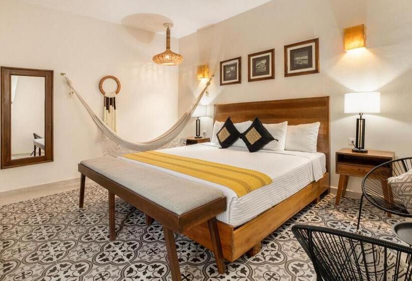 带大床的套房, Le Muuch Hotel Boutique