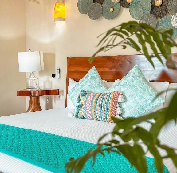מיטת קינג בסוויטה, Le Muuch Hotel Boutique