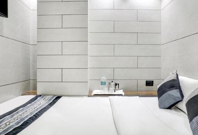 غرفة قياسية, Rooms Dadar Near Station