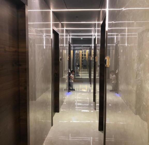 غرفة قياسية, Rooms Dadar Near Station