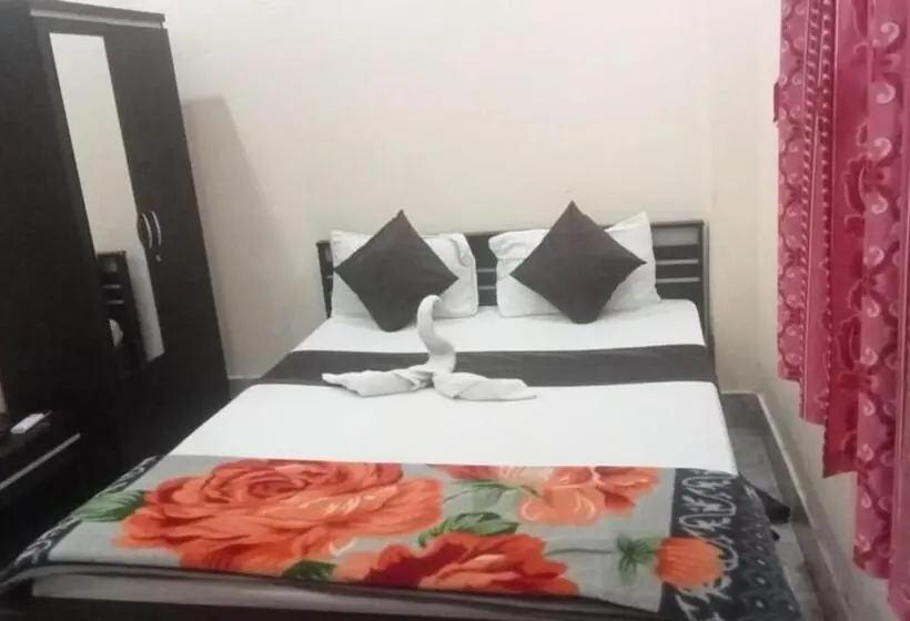 اتاق استاندارد با تخت بزرگ, Beach Heaven Puri   Near Golden Beach & Temple By Morservices
