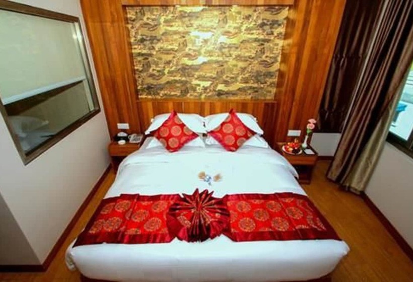 اتاق رویال, Gemsy