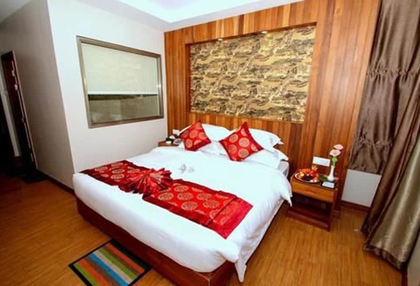 اتاق رویال, Gemsy