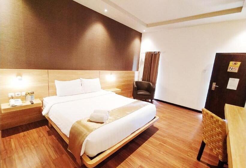 חדר סטנדרט עם מרפסת, Kuraya Residence Lampung