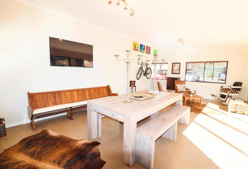 غرفة قياسية, Cinzaco Dullstroom