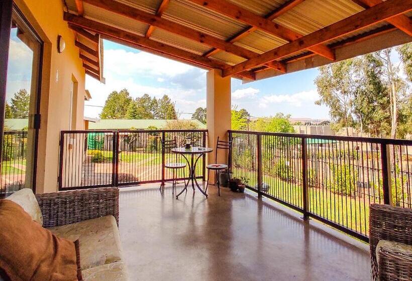 شاليه غرفة نوم واحدة, Cinzaco Dullstroom