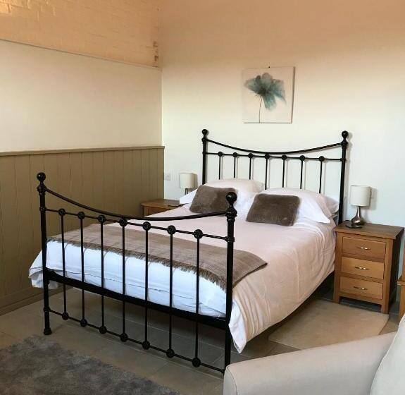 اتاق استاندارد با تخت بزرگ, Hyde Mill