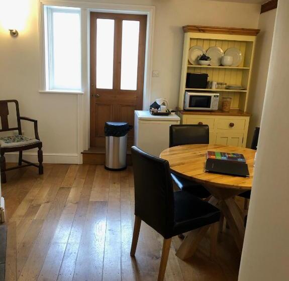 Chambre Familiale, Hyde Mill