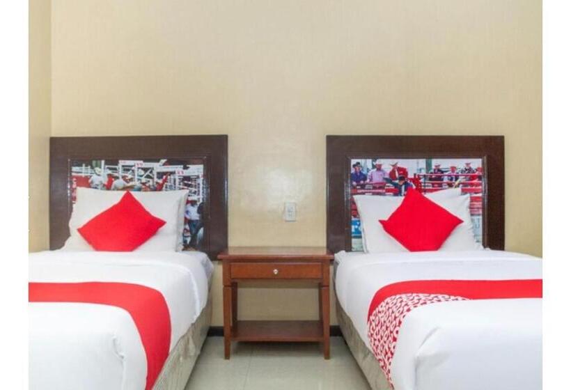 اتاق لوکس, Oyo 133 Jazzy James Country Hotel Ii