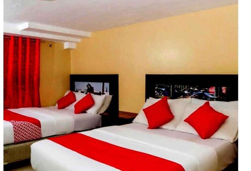 اتاق خانوادگی, Oyo 133 Jazzy James Country Hotel Ii