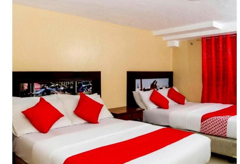 Семейный Номер, Oyo 133 Jazzy James Country Hotel Ii