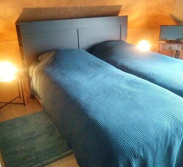 Номер Basic, Hostellerie De La Chapelle