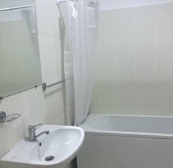 اتاق استاندارد, Sad Dolgoletiya