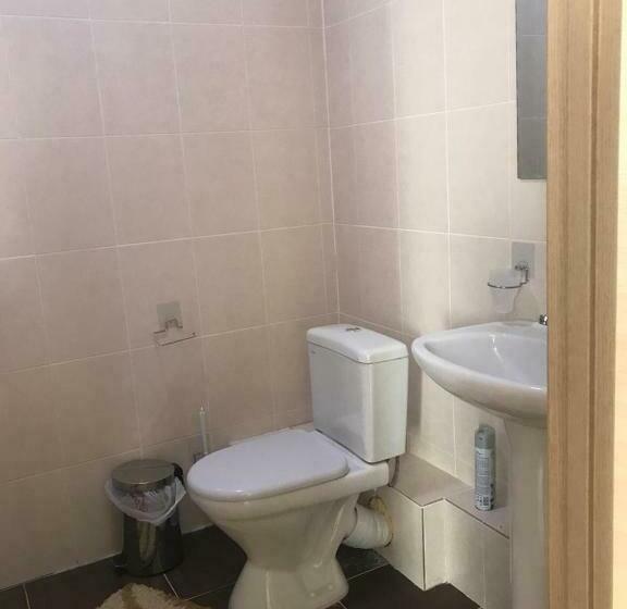 اتاق استاندارد, Sad Dolgoletiya