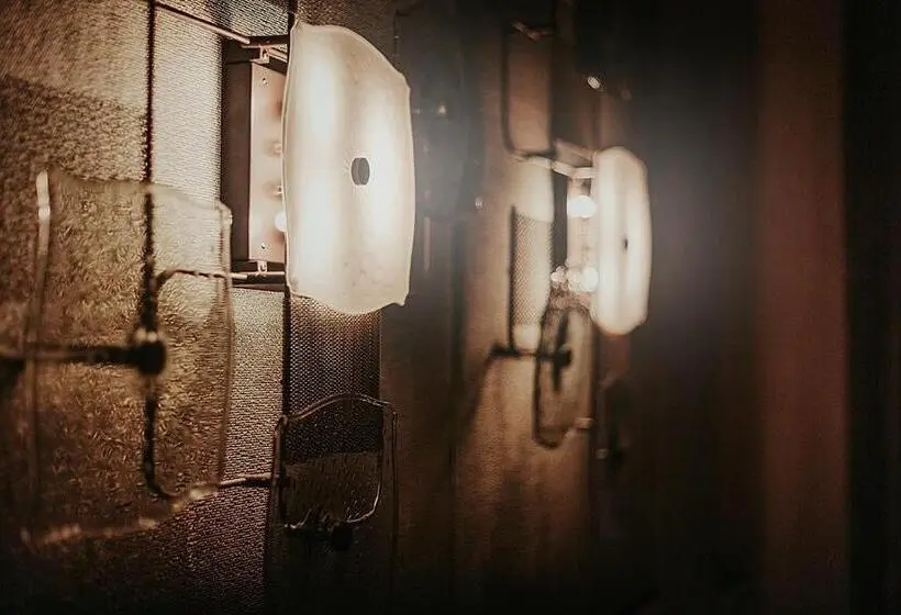 سوییت, Baca Suites, Restaurant & Bar