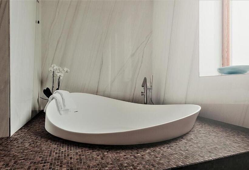 Junior Suite mit Pool, Baca Suites, Restaurant & Bar