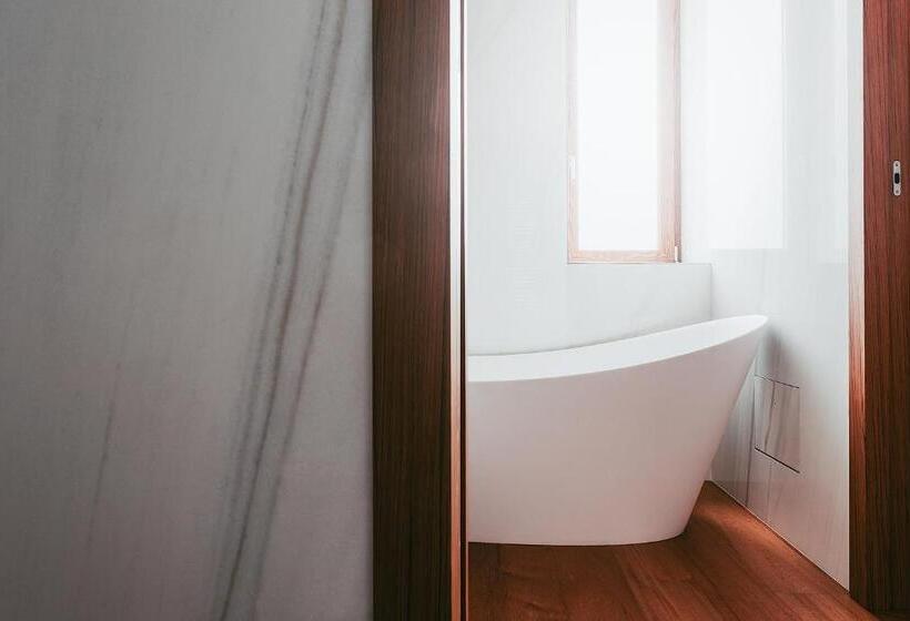 Junior Suite, Baca Suites, Restaurant & Bar