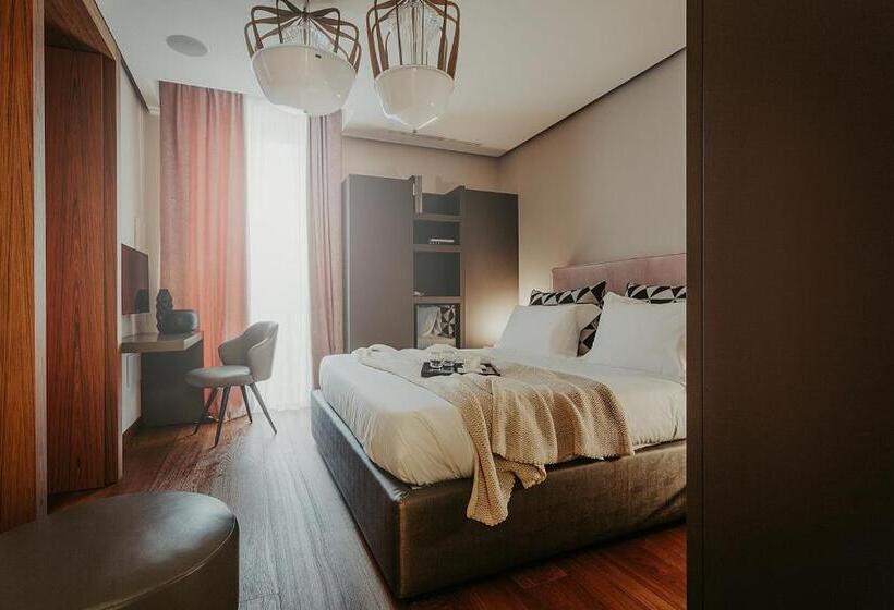 Junior Suite, Baca Suites, Restaurant & Bar