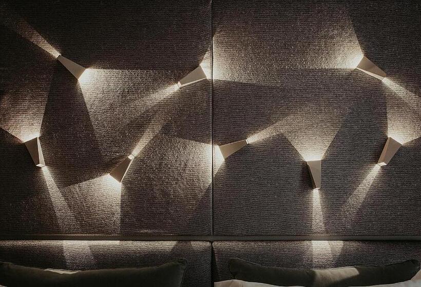 Suite, Baca Suites, Restaurant & Bar