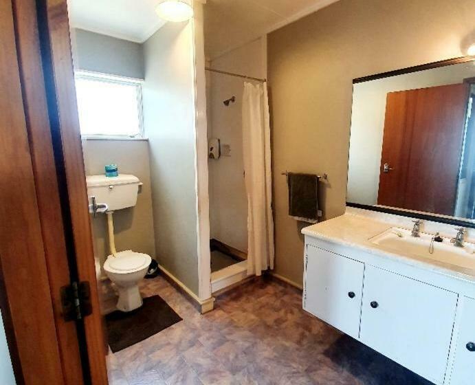 جناح, Chanel Court Motel