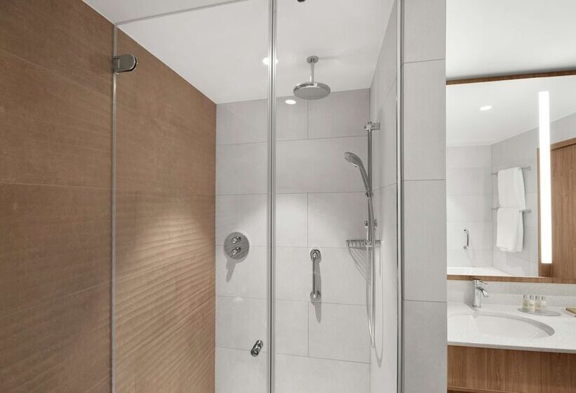 اتاق استاندارد, Hilton Garden Inn Vilnius City Centre