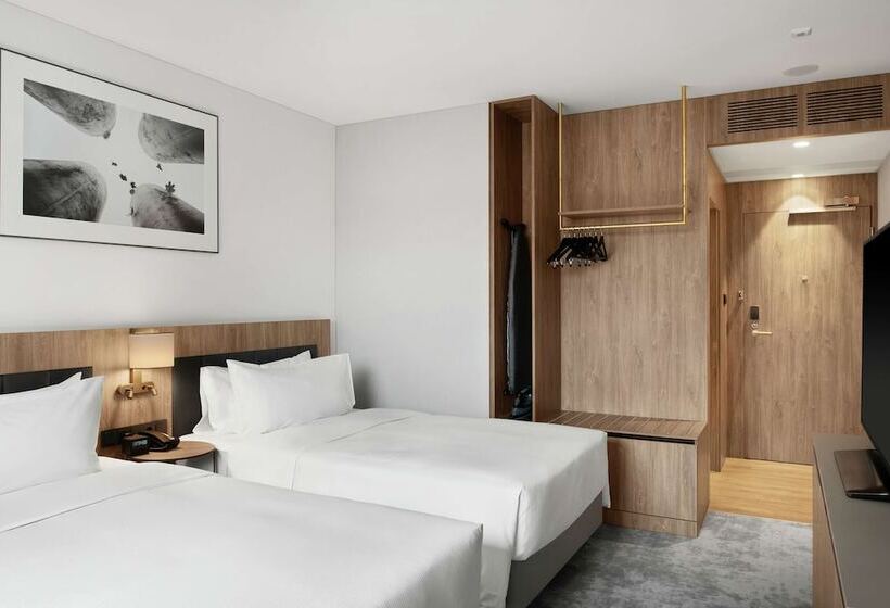 اتاق استاندارد, Hilton Garden Inn Vilnius City Centre