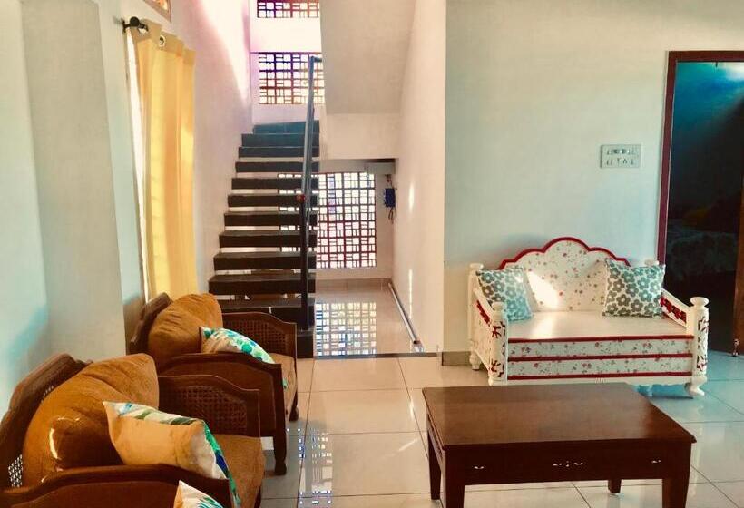 וילה עם חדר שינה אחד ובריכת שחיה, Bleu & Blanc