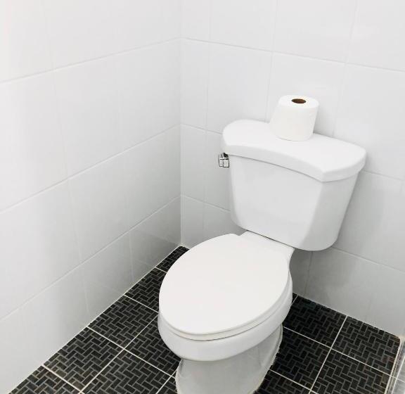 اتاق اکونومی, Casa Mama Fanti