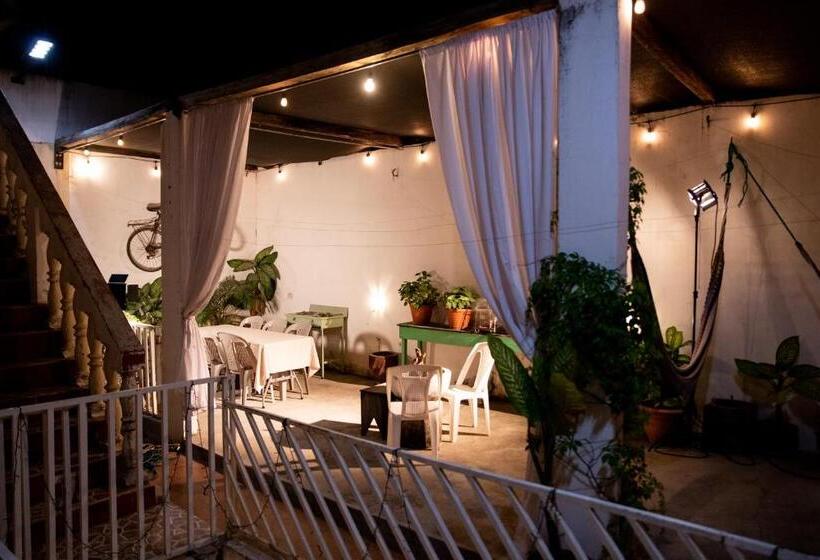 اتاق اکونومی, Casa Mama Fanti