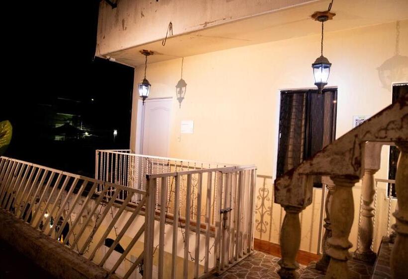 اتاق اکونومی, Casa Mama Fanti