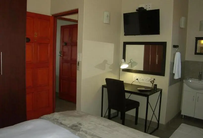 Perhesviitti, The Travel Inn Durban