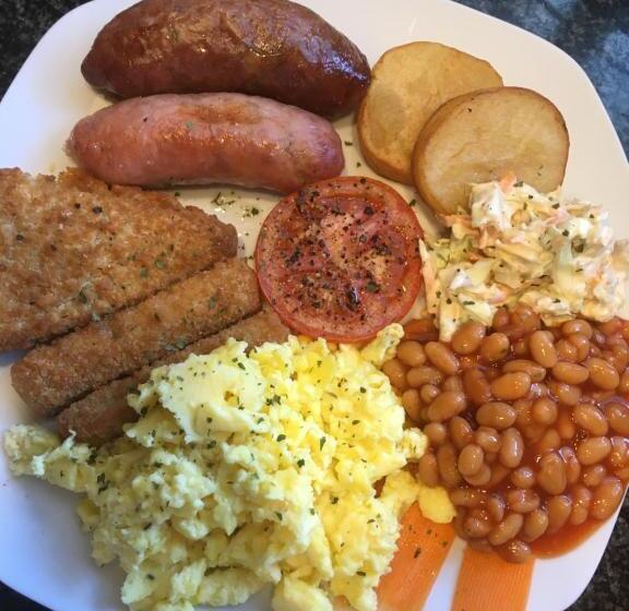 스탠다드 스튜디오 풀장 전망, The Travel Inn Durban