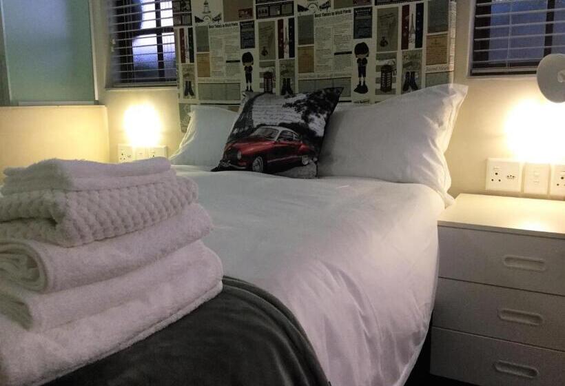 Студия Deluxe, The Travel Inn Durban