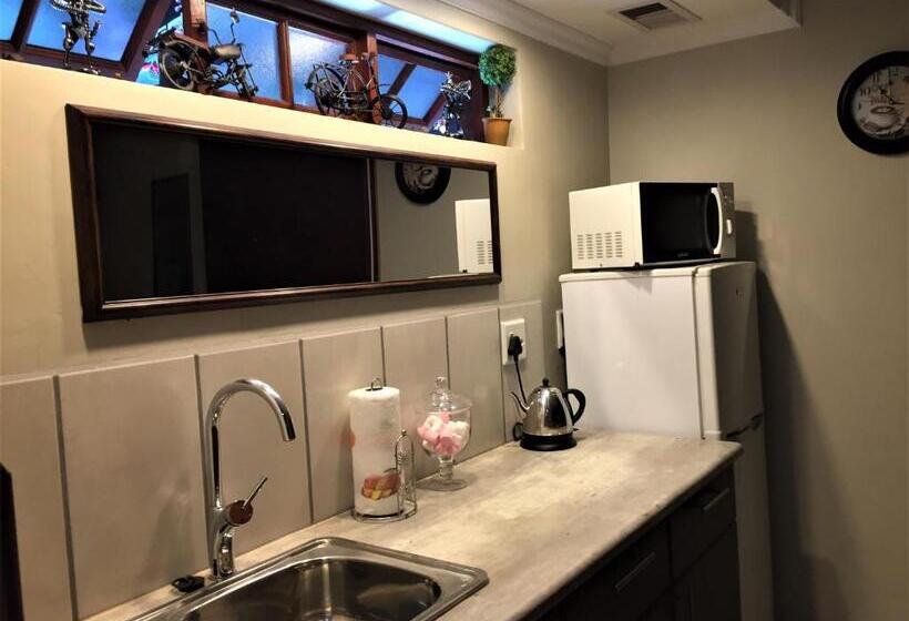 디럭스 스튜디오, The Travel Inn Durban