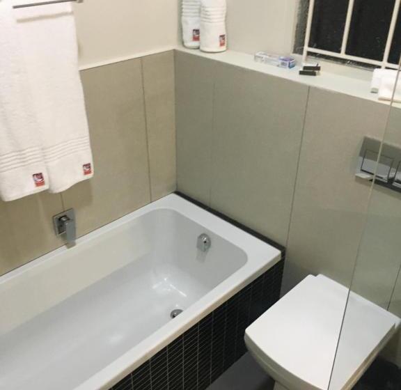 패밀리 룸, The Travel Inn Durban