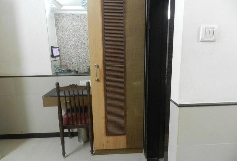 Deluxe-huone, Sayeban