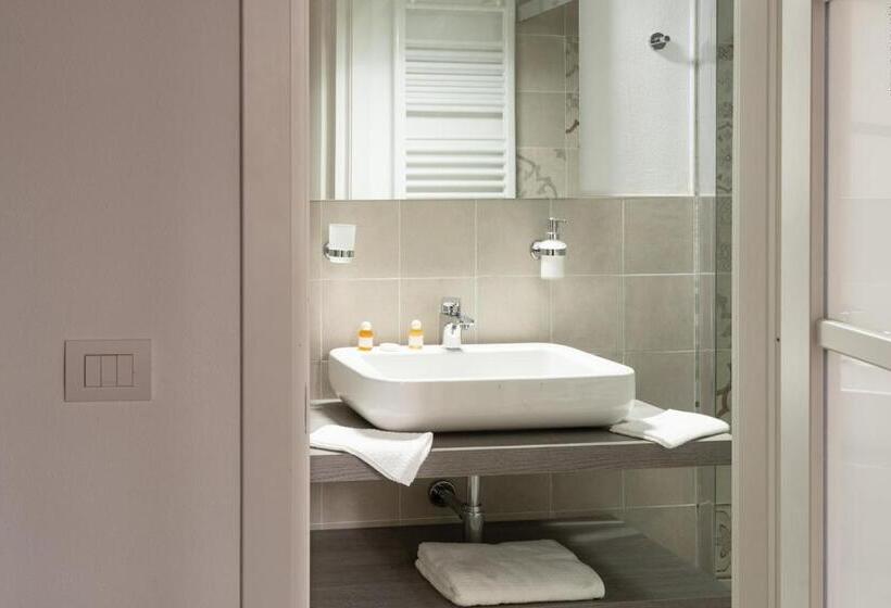 اتاق استاندارد, La Meridiana