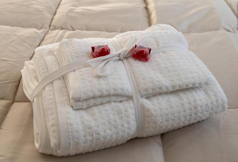 اتاق استاندارد, La Meridiana