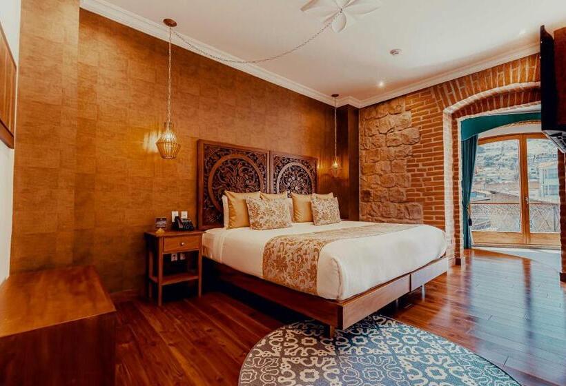 غرفة قياسية, Otavalo