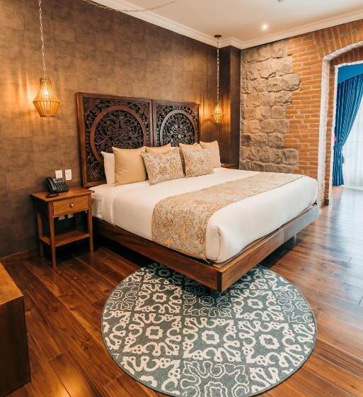 غرفة قياسية, Otavalo