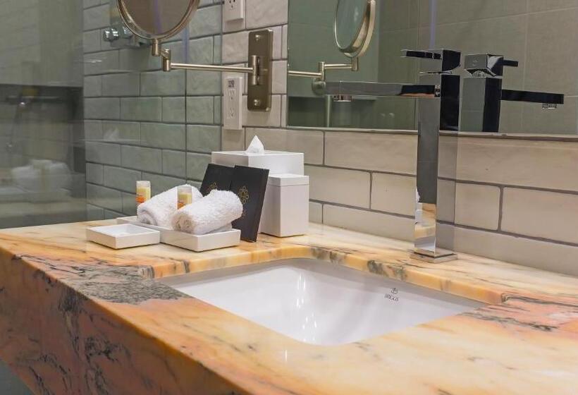 غرفة قياسية, Otavalo