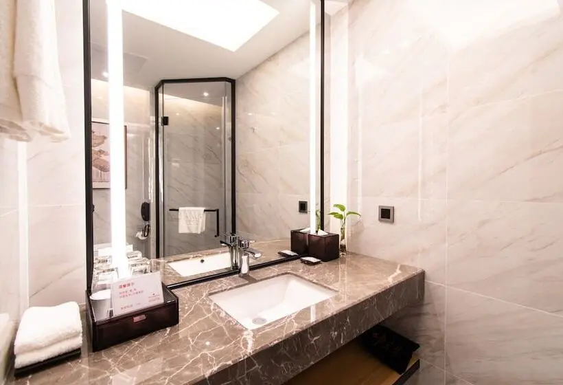 Superior-huone, Ramada Plaza Wyndham Wenzhou Cangnan