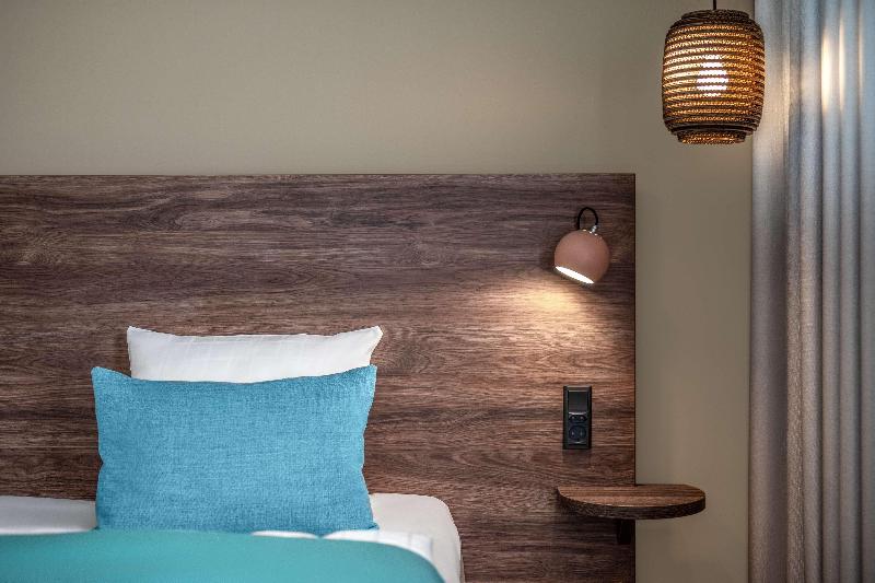 اتاق لوکس با چشم‌انداز دریا, Royal Hpm