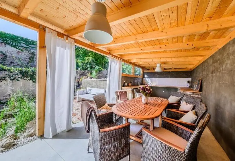 آپارتمان 1 خوابه با تراس, Mikulov Apartmány Magistr