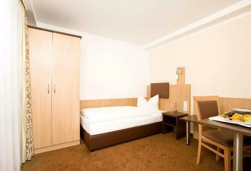 スタンダードシングルルーム, Ausbildungshotel St. Theresia